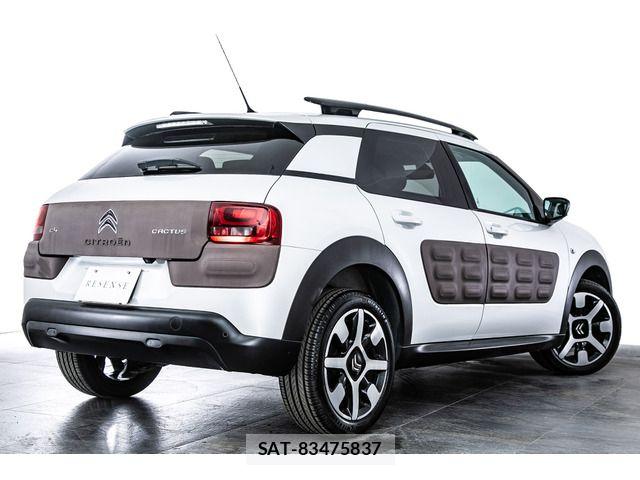 Citroen C4 2017-06 8206840-11