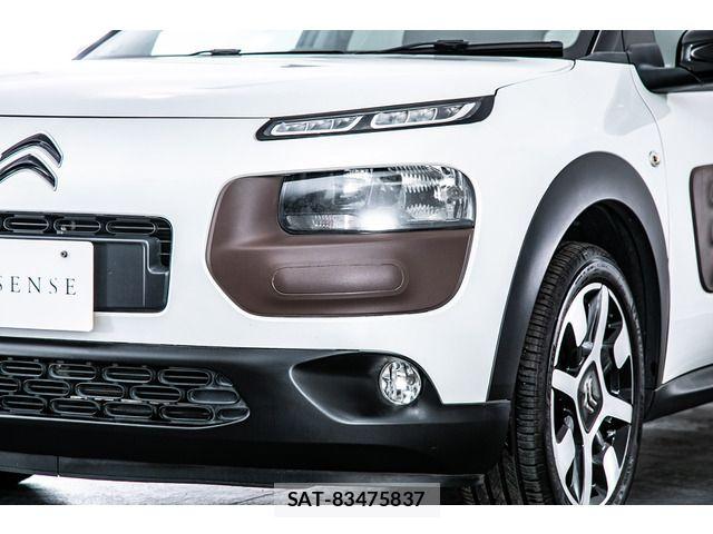 Citroen C4 2017-06 8206840-17