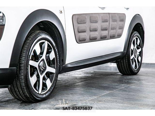 Citroen C4 2017-06 8206840-18