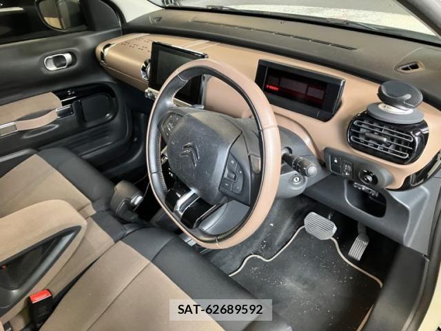 Citroen C4 2017-04 8335228-9