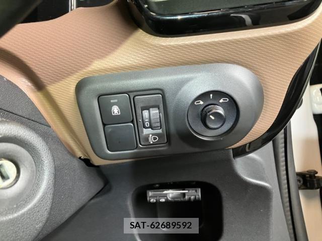 Citroen C4 2017-04 8335228-18