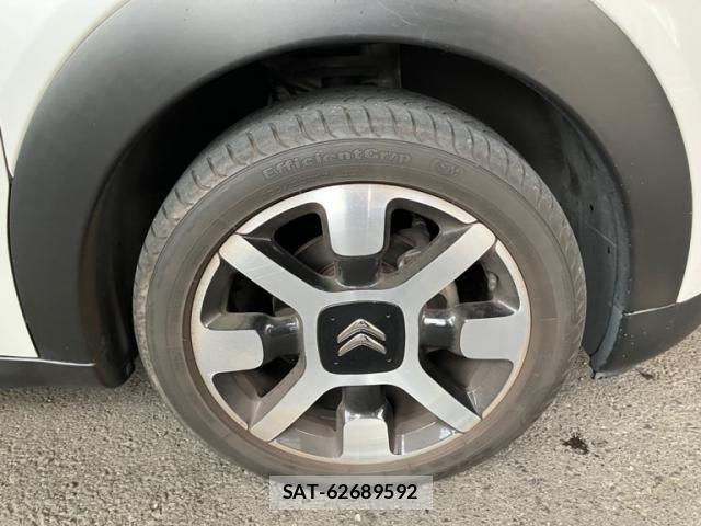 Citroen C4 2017-04 8335228-6
