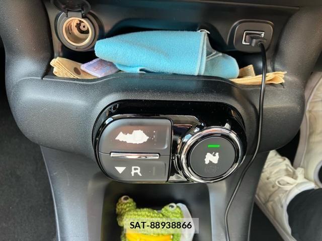 Citroen C4 2017-06 8335229-9