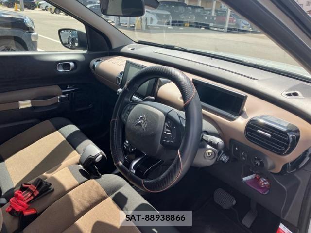 Citroen C4 2017-06 8335229-5