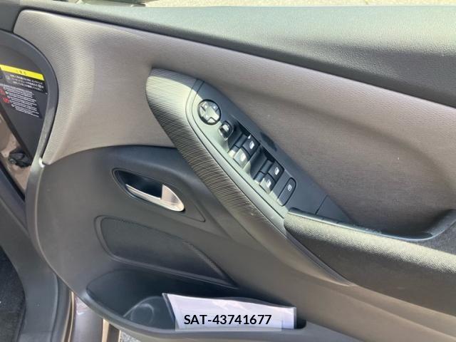 Citroen C4 PICASSO 2015-05 6903238-11