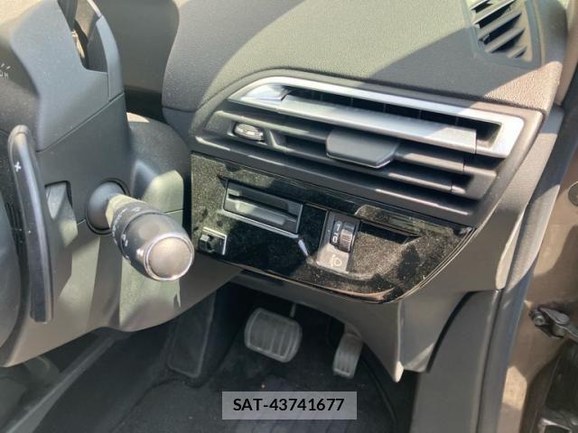 Citroen C4 PICASSO 2015-05 6903238-12