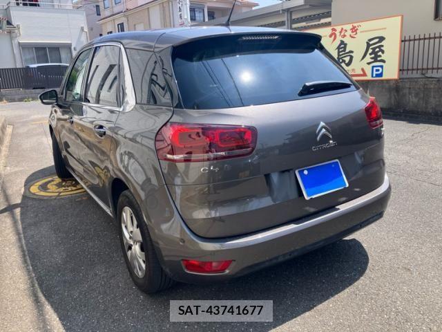 Citroen C4 PICASSO 2015-05 6903238-2