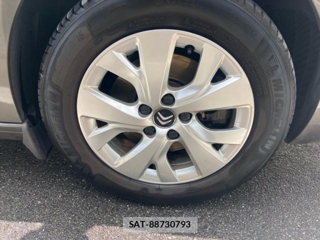 Citroen C4 PICASSO 2015-08 8034829-12