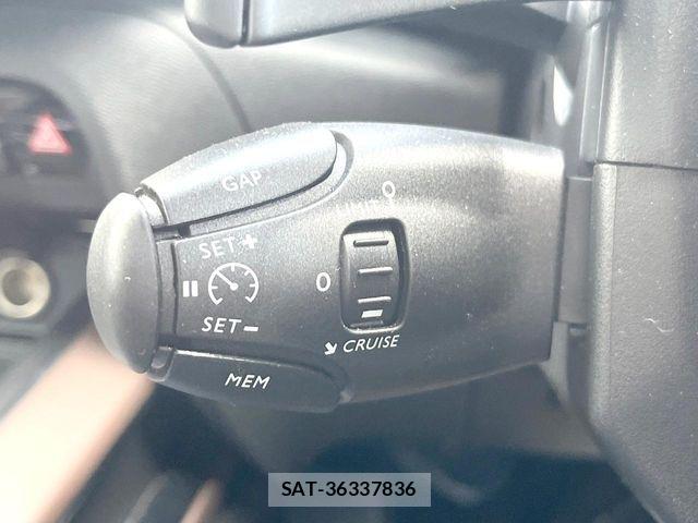 Citroen C5 2019-06 6611047-6