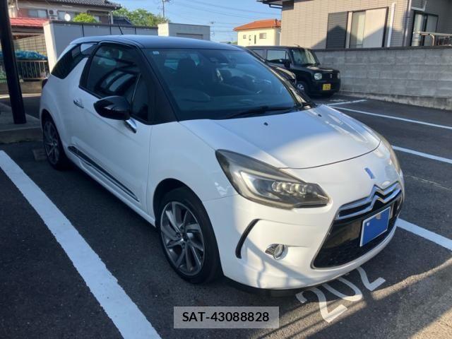Citroen DS3 2015-08 6903242-3