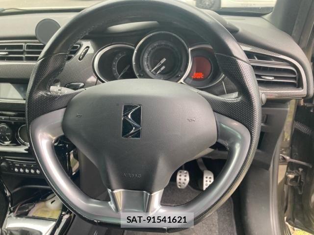 Citroen DS3 2012-07 7453465-10