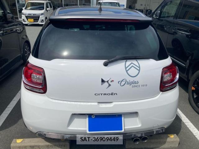 Citroen DS3 2012-03 8665942-4