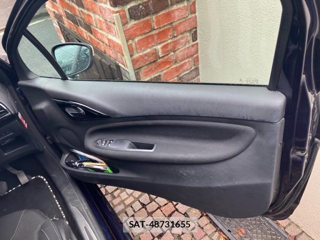 Citroen DS3 2015-12 8741179-12