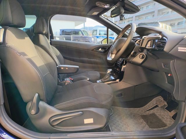 Citroen DS3 2017-07 4751951-9
