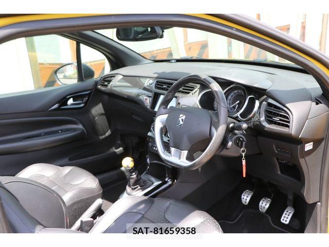 Citroen DS3 2015-08 7216108-13