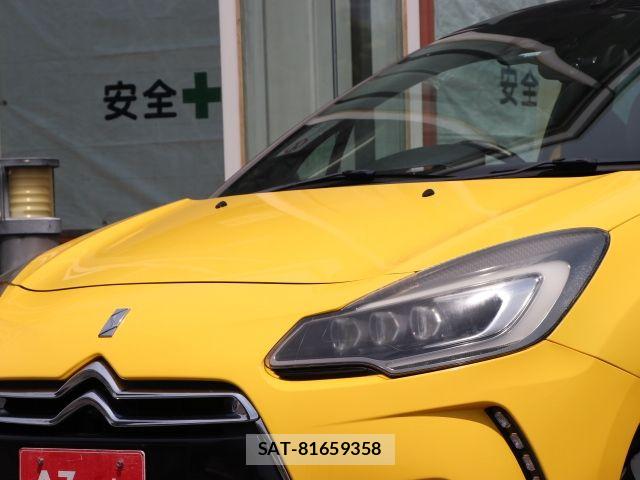 Citroen DS3 2015-08 7216108-18