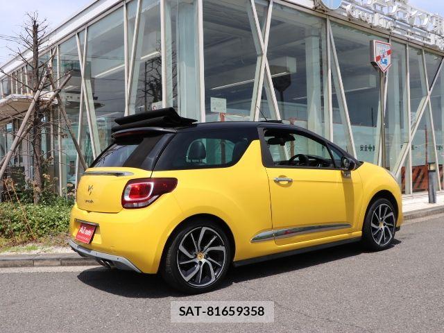 Citroen DS3 2015-08 7216108-2