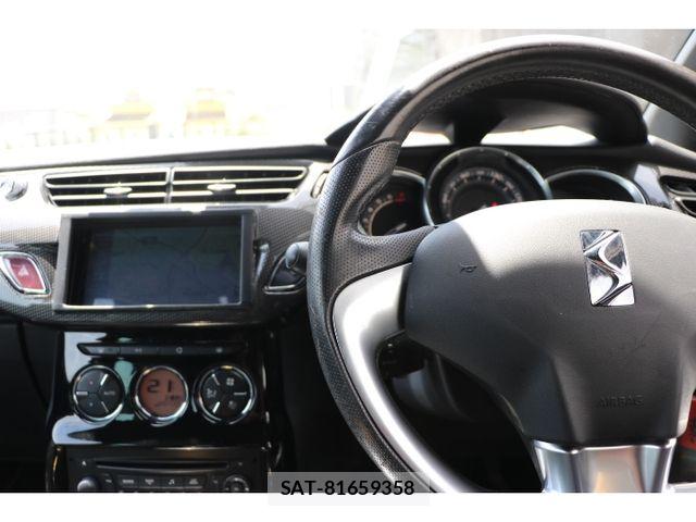 Citroen DS3 2015-08 7216108-5