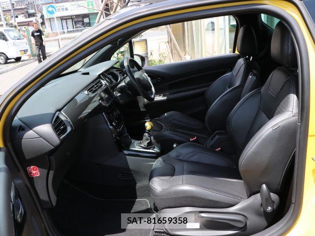 Citroen DS3 2015-08 7216108-8