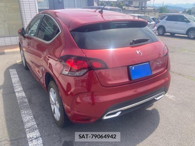 Citroen DS4 2016-03 8073253-1