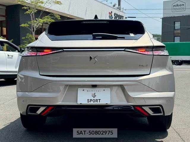 Citroen DS4 2023-06 8145587-15