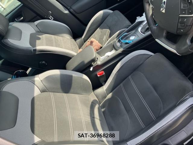 Citroen DS4 2018-03 8313680-9
