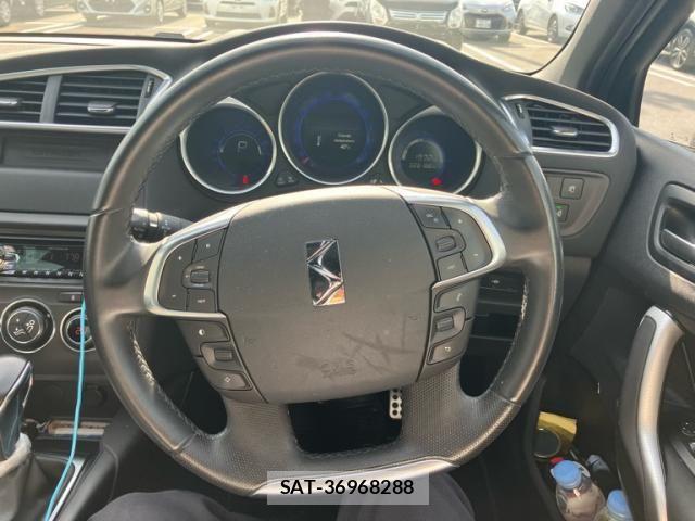Citroen DS4 2018-03 8313680-16