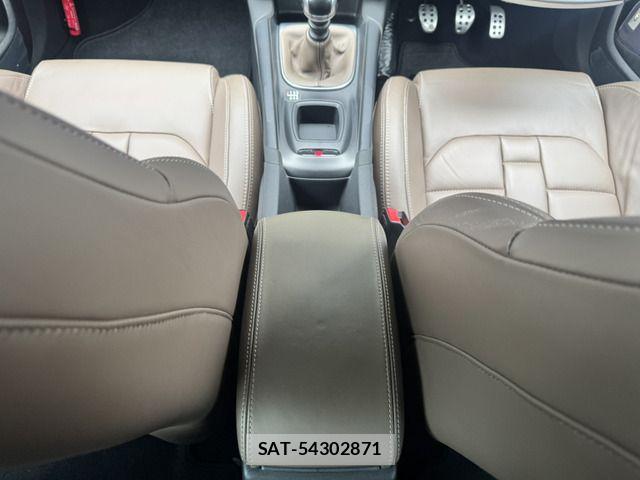 Citroen DS4 2014-04 8879105-14