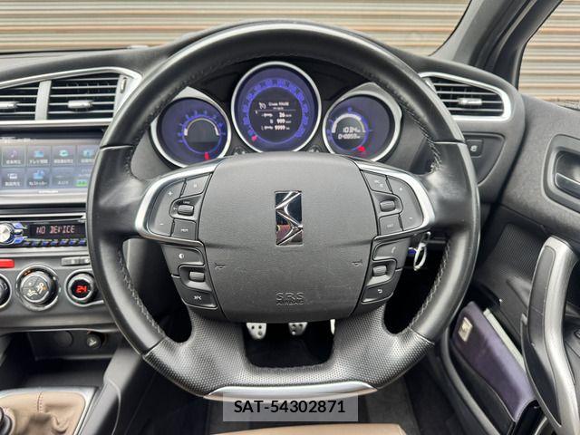 Citroen DS4 2014-04 8879105-18
