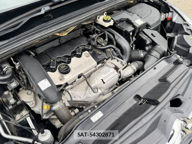 Citroen DS4 2014-04 8879105-3