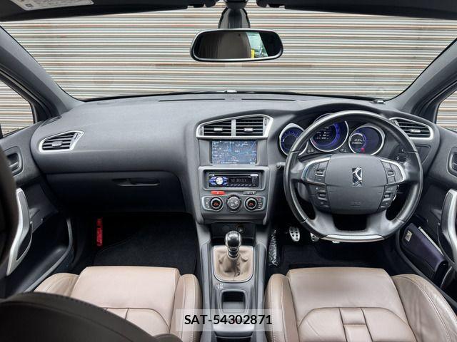 Citroen DS4 2014-04 8879105-4