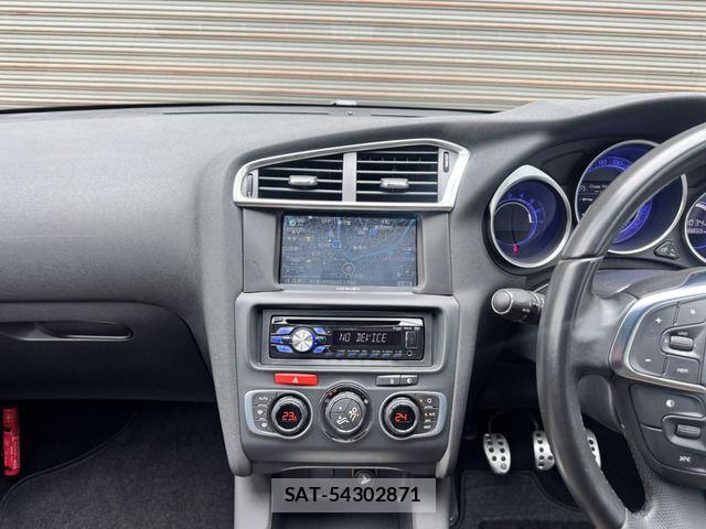 Citroen DS4 2014-04 8879105-6