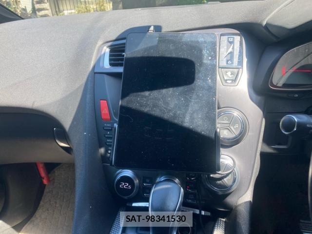 Citroen DS5 2014-09 7216115-12