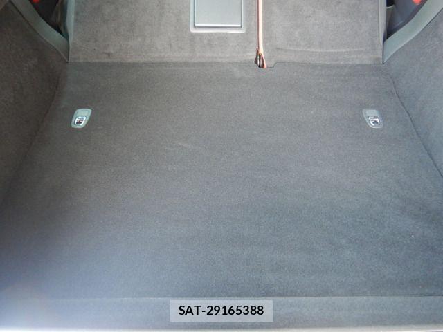 Citroen DS5 2014-09 7499908-19