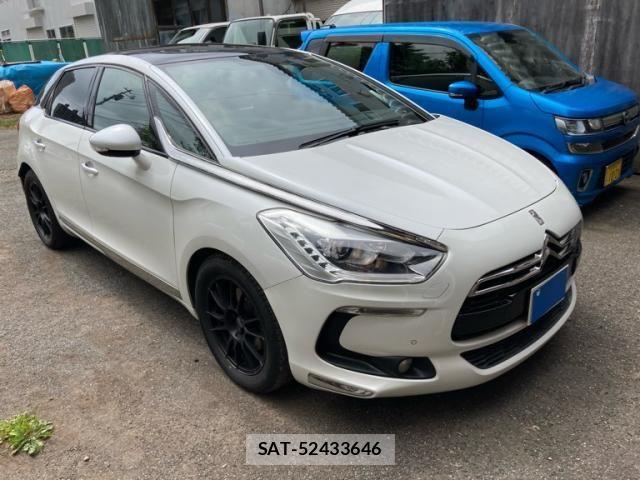 Citroen DS5 2014-03 7902413-4