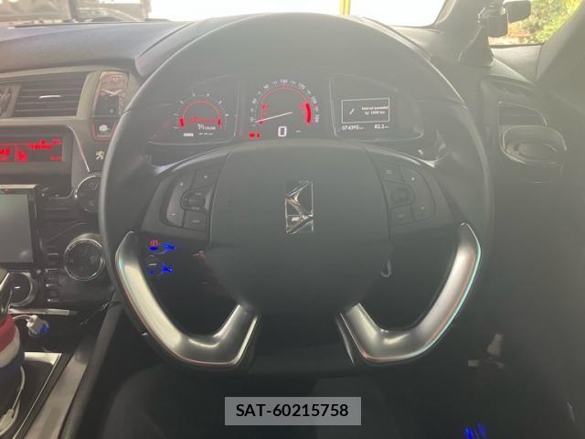 Citroen DS5 2012-09 8658416-14