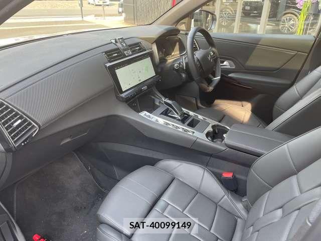 Citroen DS7 2025-03 7902412-13