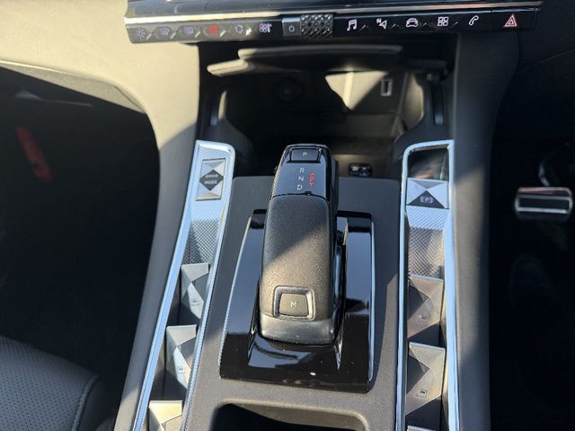 Citroen DS7 2019-03 4588940-10