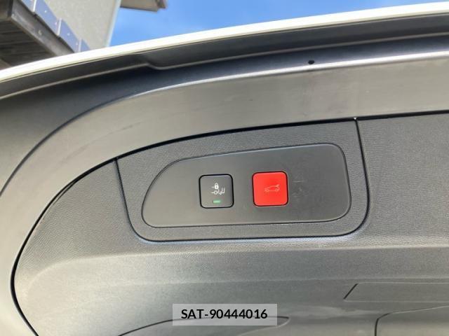 Citroen DS7 2018-07 7499909-11