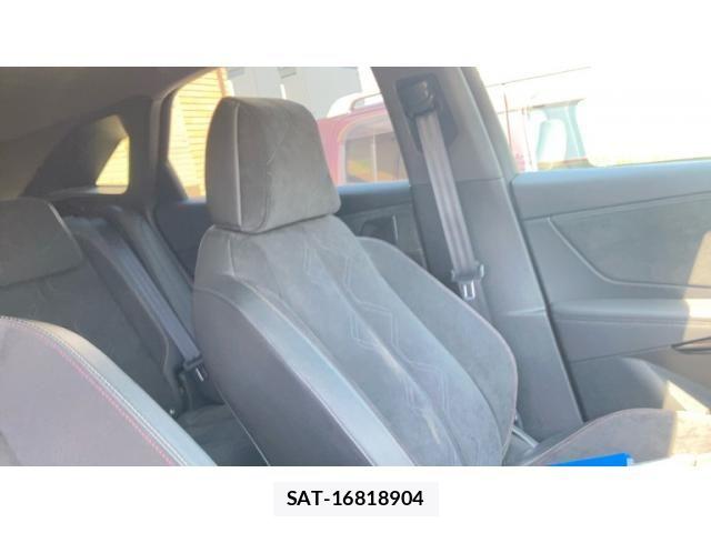 Citroen DS7 2019-05 8034830-22