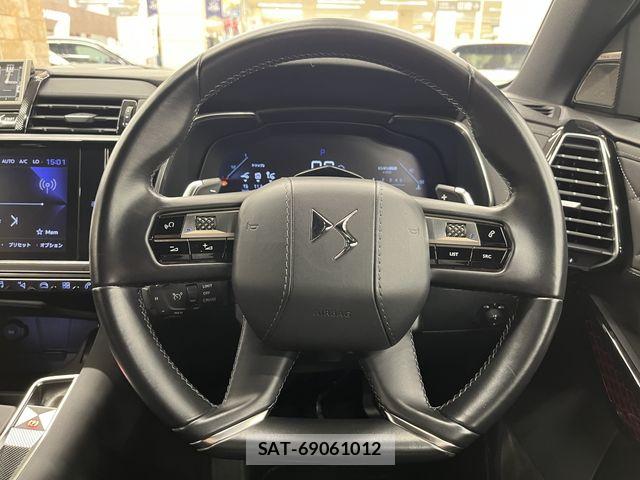 Citroen DS7 2019-06 8098495-6