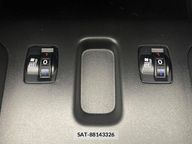 Citroen DS7 2019-12 8145588-3