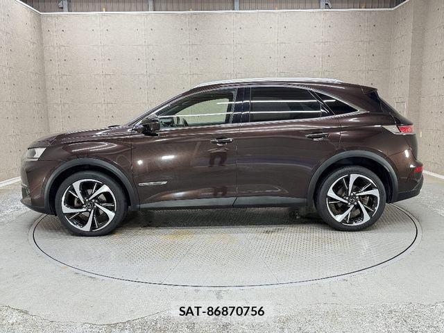 Citroen DS7 2018-10 8411638-9