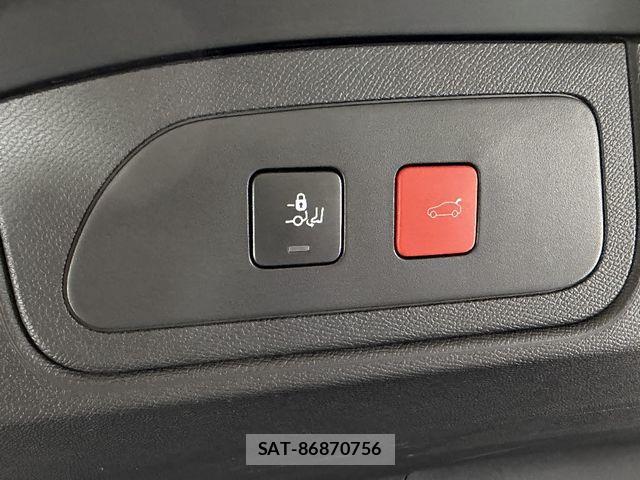 Citroen DS7 2018-10 8411638-13