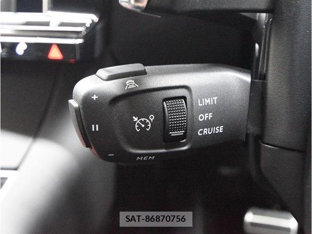 Citroen DS7 2018-10 8411638-17