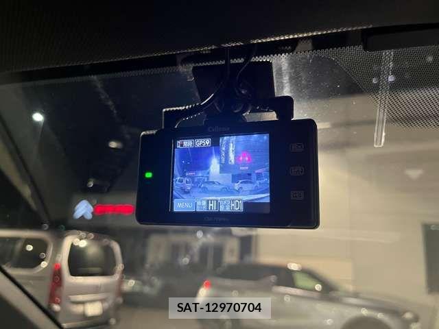 Citroen DS7 2021-08 8665944-3