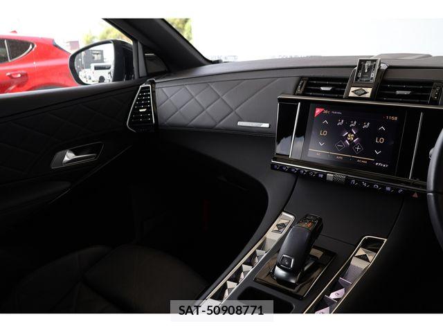 Citroen DS7 2021-07 8658419-11