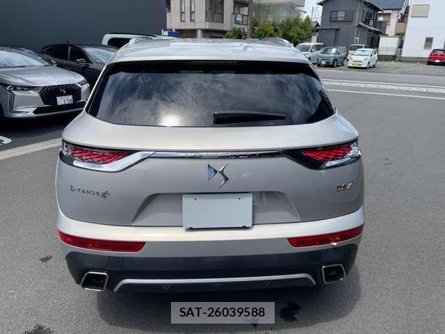 Citroen DS7 2021-06 8073254-12