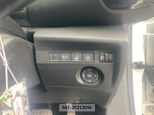 Citroen C4 2022-01 8365145-11