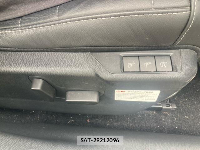Citroen C4 2022-01 8365145-12